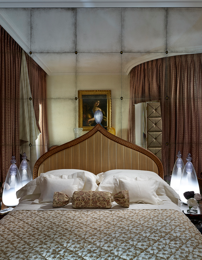 Primary bedroom900x700(3)